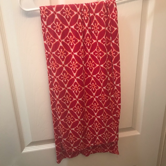 Dresses & Skirts - Red Hawaiian maxi with slit Dresses & Skirts - Red Hawaiian maxi with slit